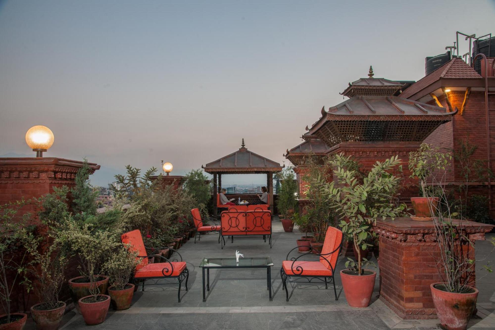 Traditional Comfort Boutique Hotel Kathmandu Exterior foto